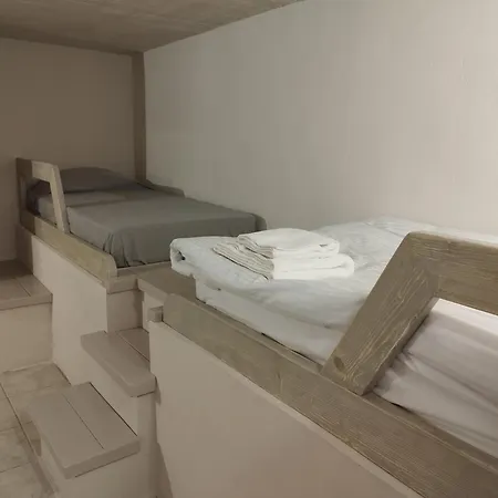 Elia & Petra Apartment *